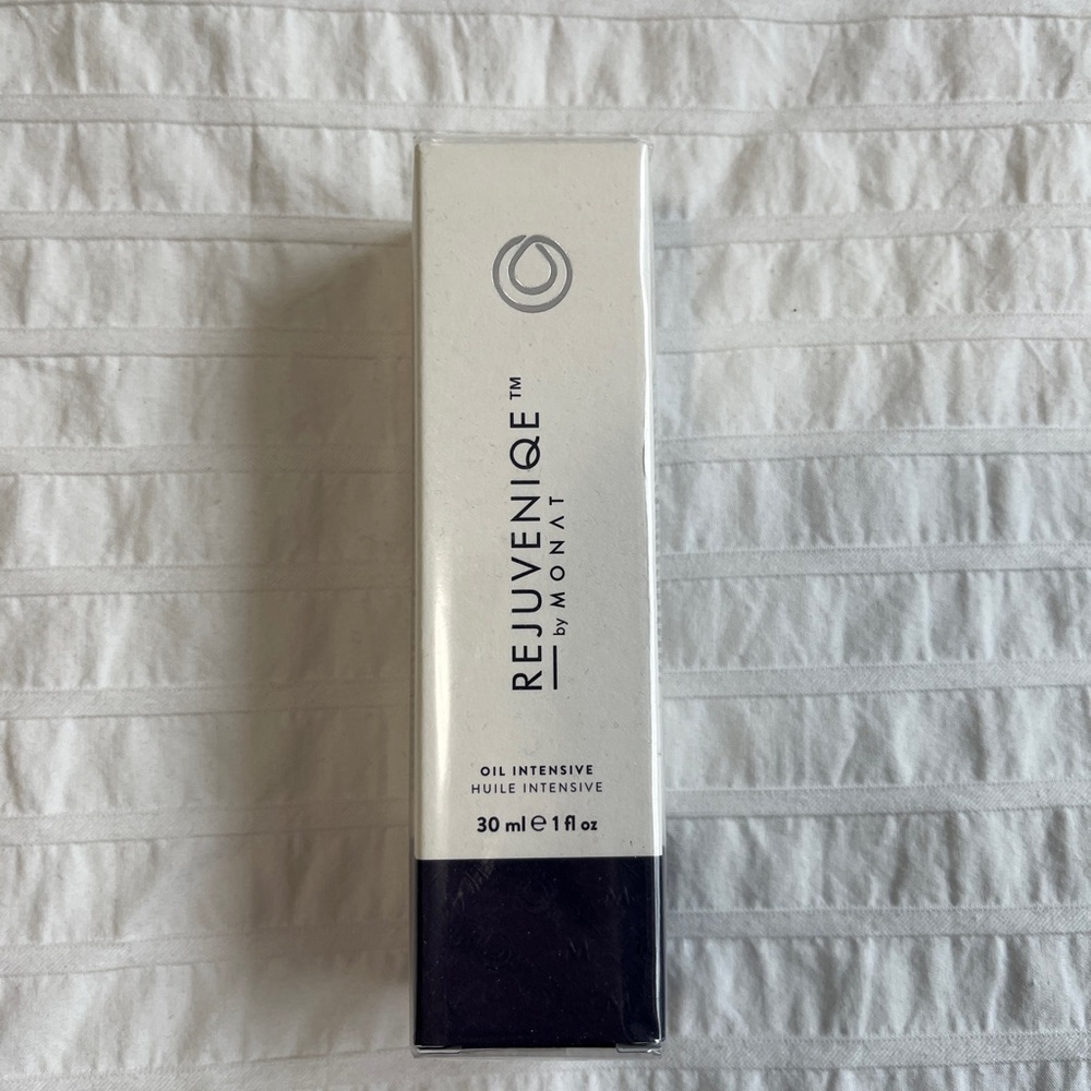 Rejuveniqe Oil Intensive by Monat